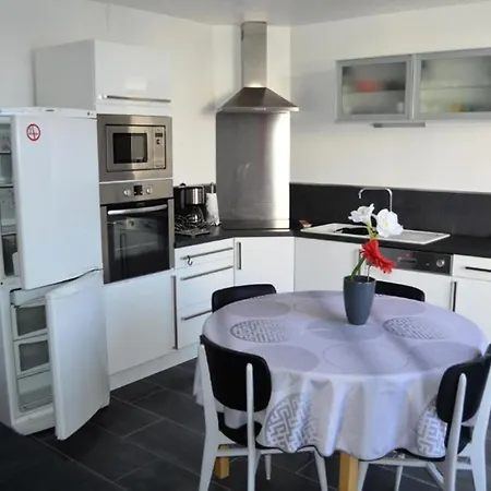 Le Cap De Front - 3 Pieces 6 Couchages Port Mae-5314 *